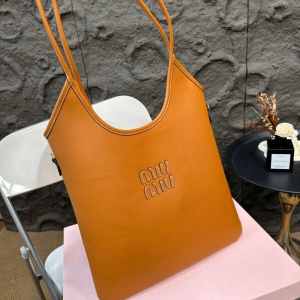 MIU Wander Leather - Bag