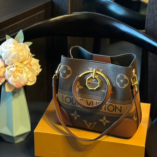 LV Dauphine Monogram - Bag