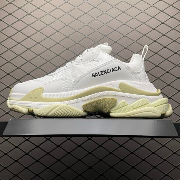 BAL Triple S White - Sneakers
