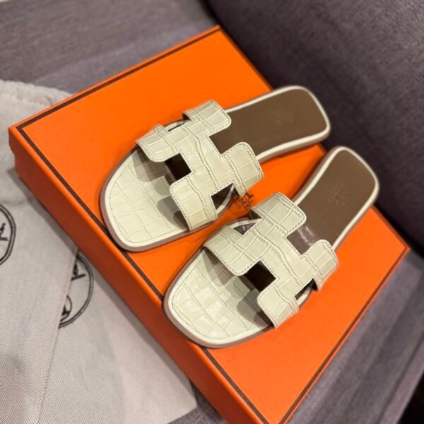 HM Oran Sandals - Sandals