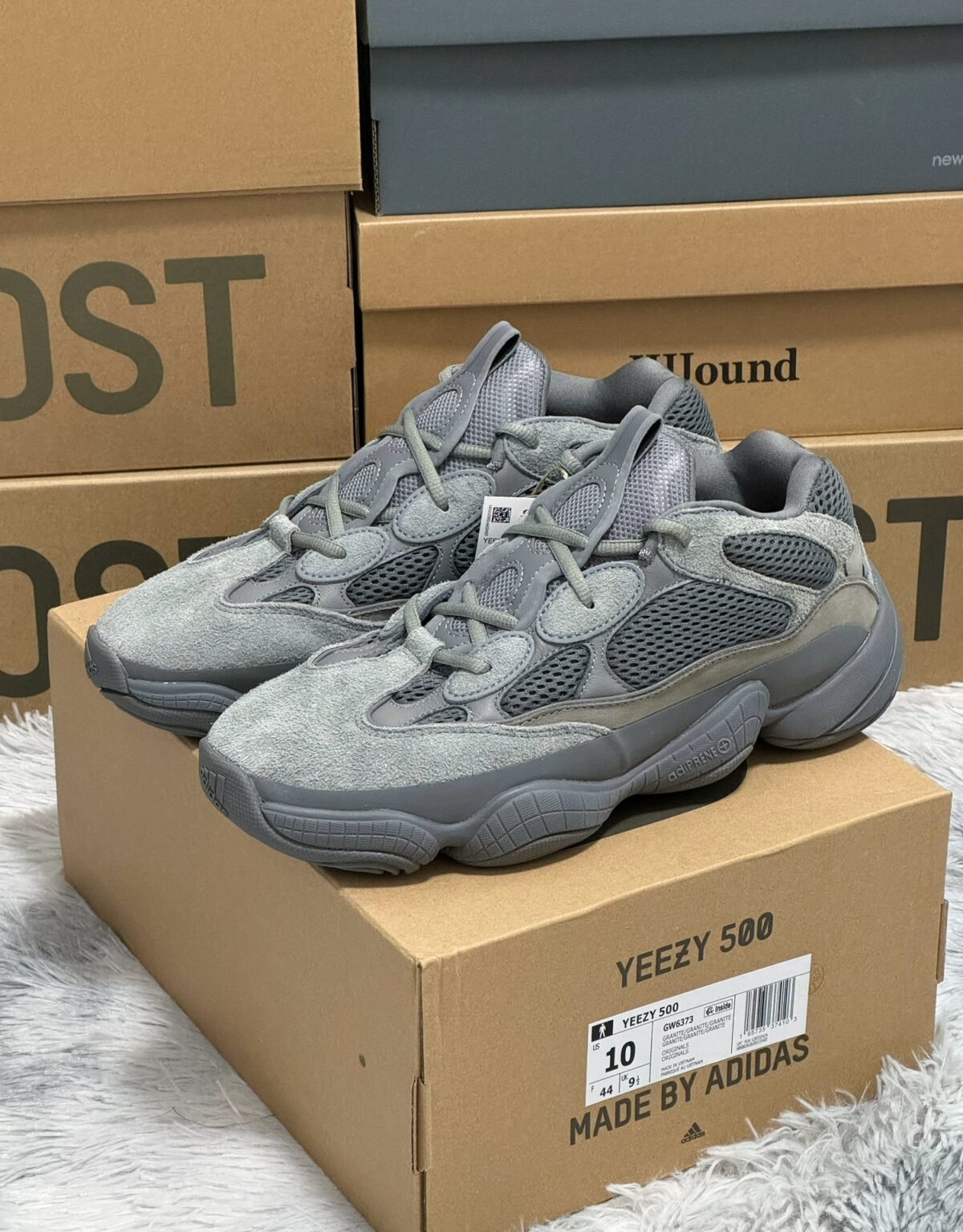 AD Yeezy 500 – Sneaker