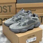 AD Yeezy 500 – Sneakers