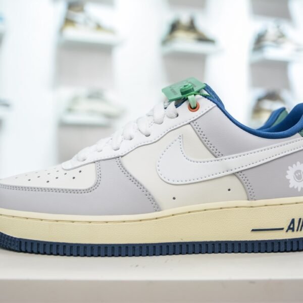 NK Air Force 1 Low Undefeated - Sneakers