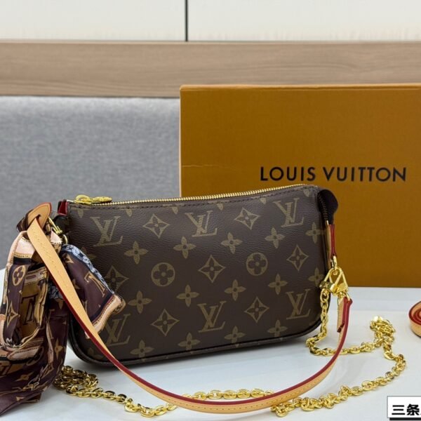 LV Multi Pochette Accessoires Monogram - Bag