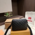 LV Steamer Messenger – Bag – Red