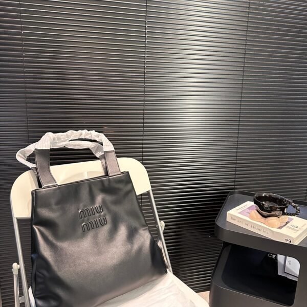 MIU Matelassé Leather Tote Black Leather - Bag