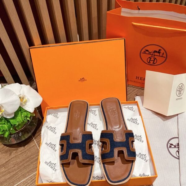 HM Oran Sandals - Slides