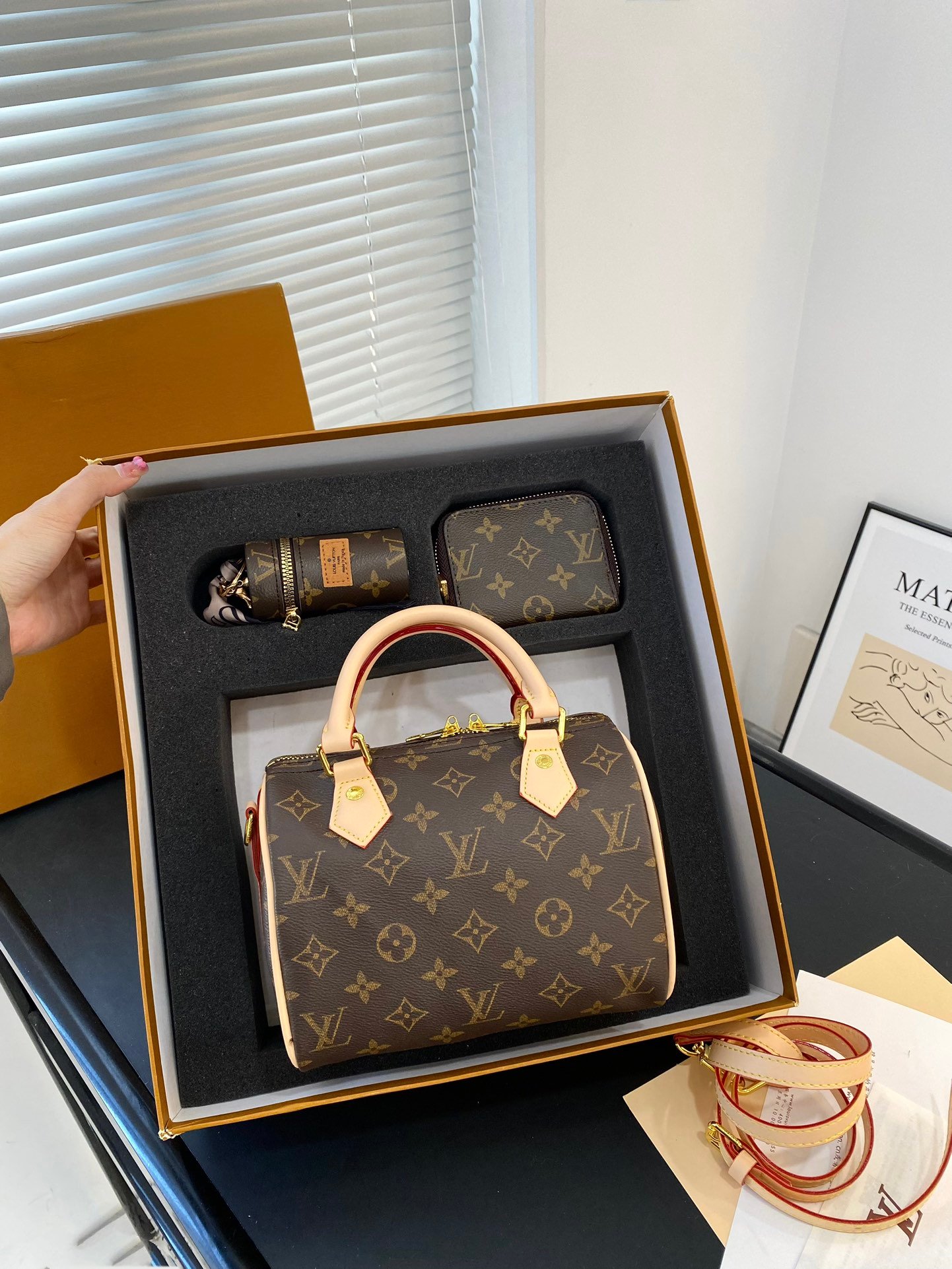 LV Speedy Bandoulière 20 Monogram - Bag