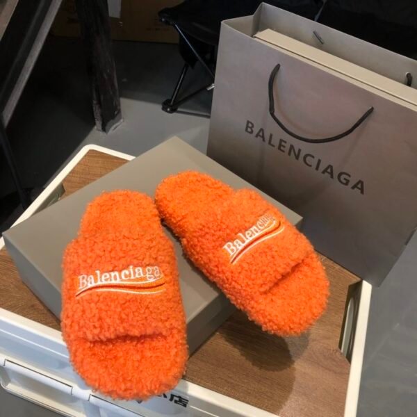 BAL Fur Slide - Slides