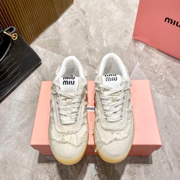 MIU Vintage Canvas Sneakers - Sneakers