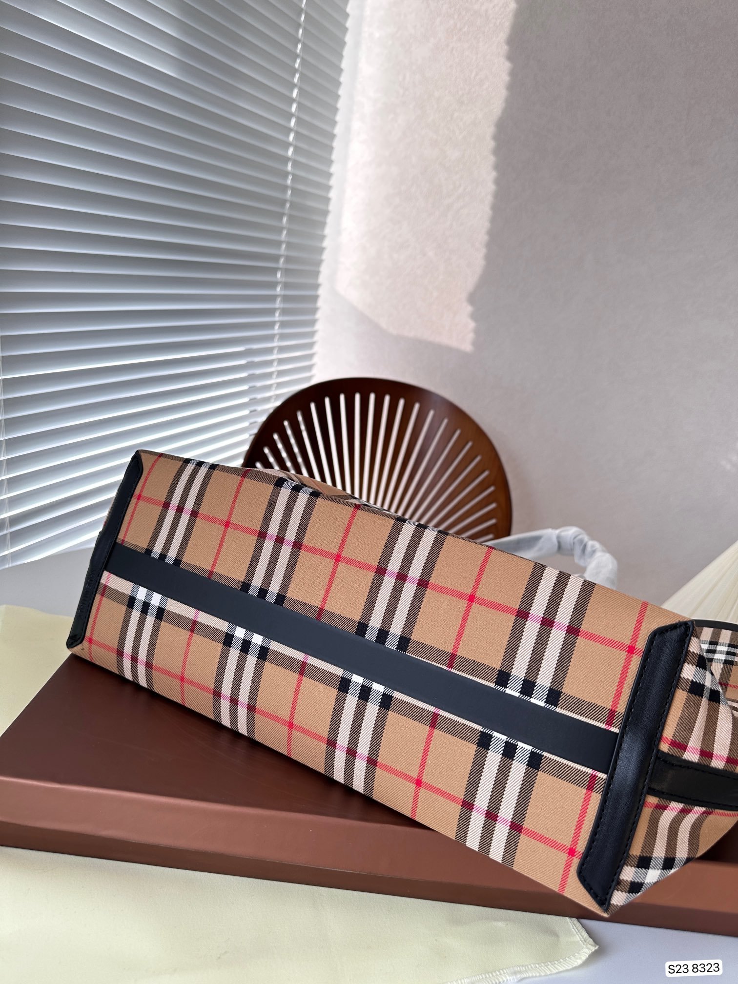 BBR Medium Title Vintage Check Beige/Black - Bag - Image 3