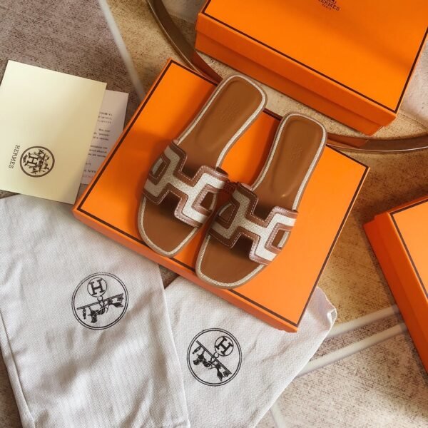 HM Oran Sandals - Sandals