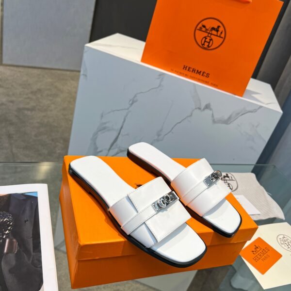 HM Oran Sandals - Slides