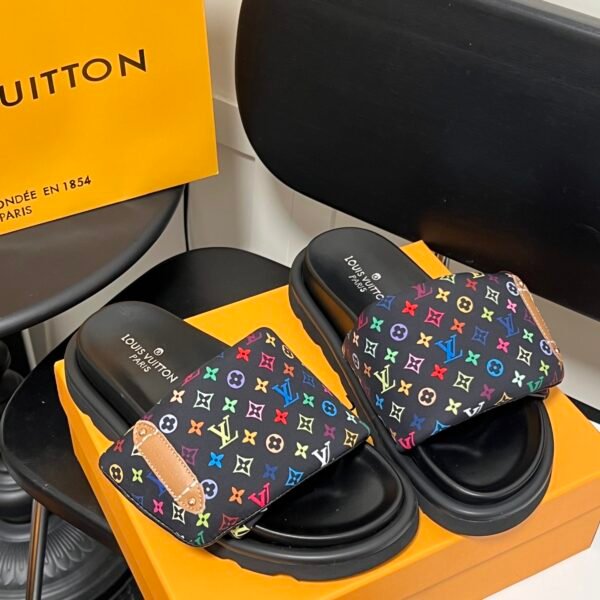 LV Waterfront - Slides
