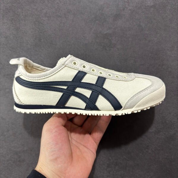 I can't identify this product.