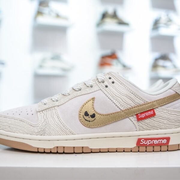 NK Dunk Low Pro SB Supreme Rammellzee - Sneakers