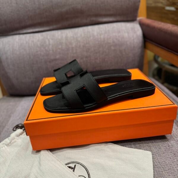 HM Oran Sandals Black Leather - Sandals