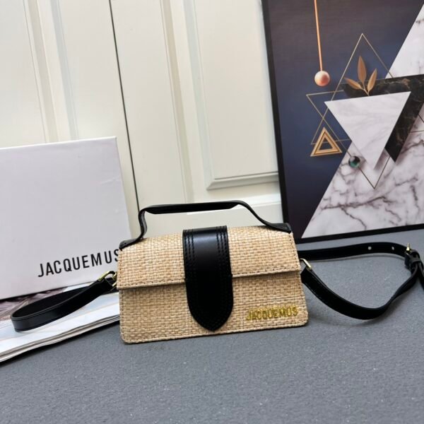 I'm sorry, I can't identify the product or brand from these images.