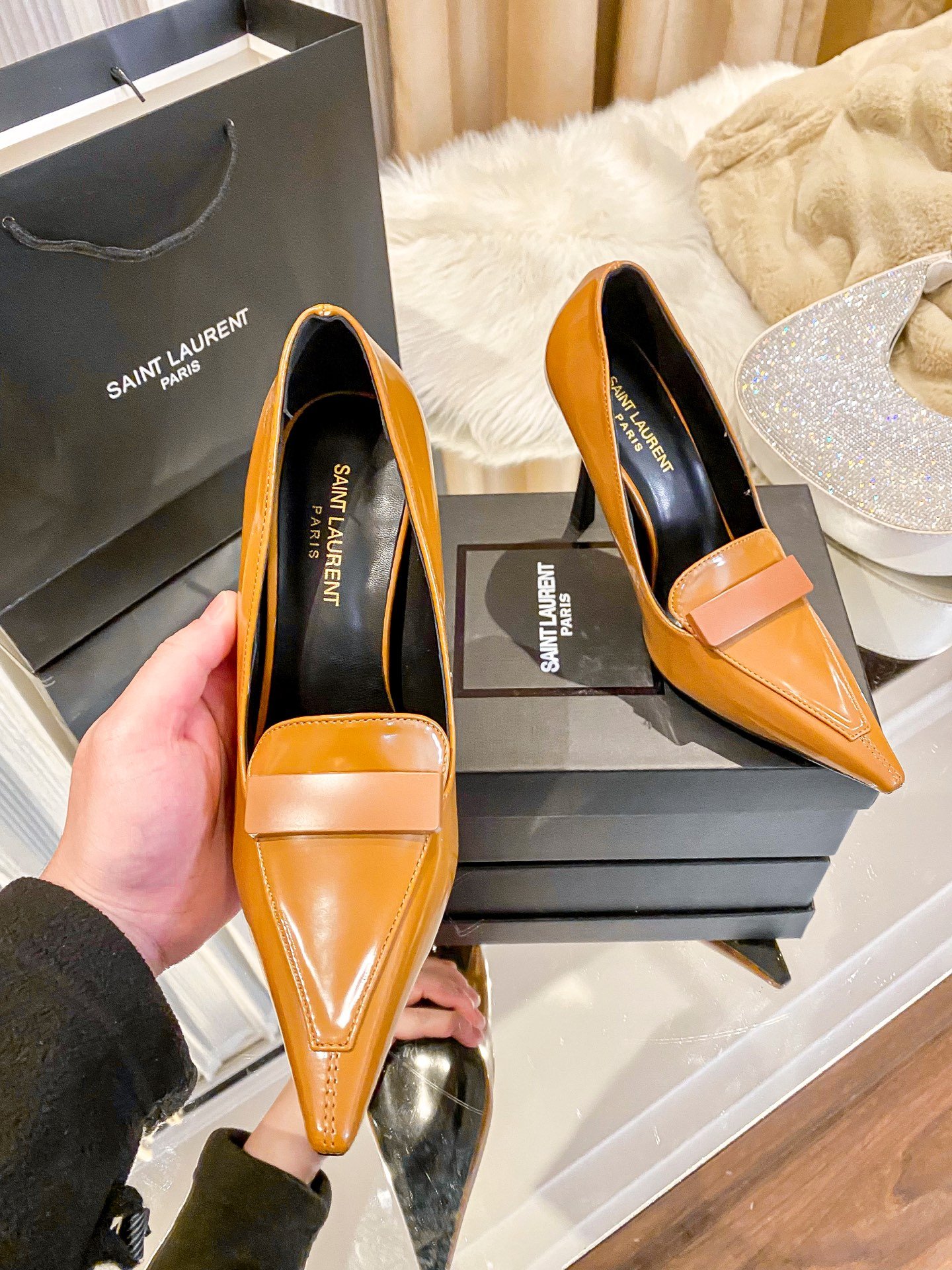 YSL New Retro Pointed Toe Pumps Tan Leather - Heels - Image 7