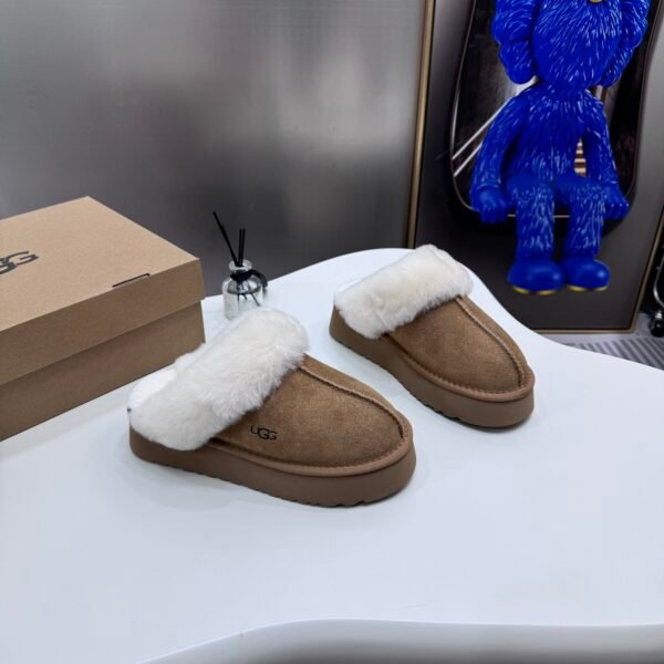 UGG Fluff Yeah Slide - Slides