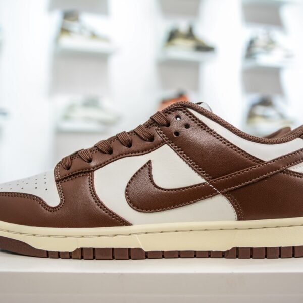 NK Dunk Low Retro - Sneakers
