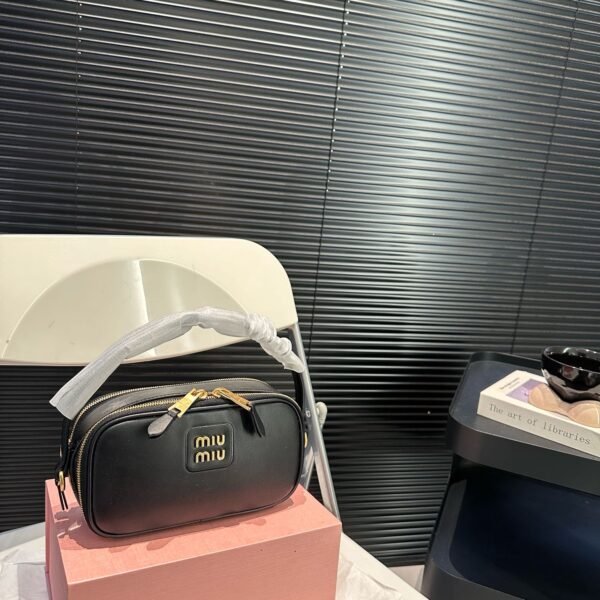MIU Wander Matelassé Black Leather - Bag