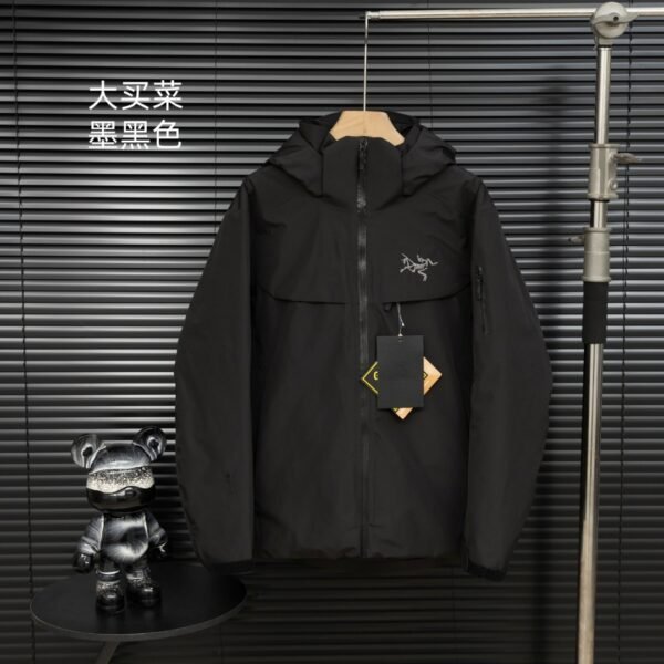 AR Macai Jacket - Jacket