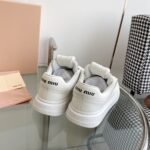 MIU Logo Sneakers – Sneakers – White