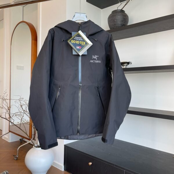 AR Beta LT Jacket - Jacket