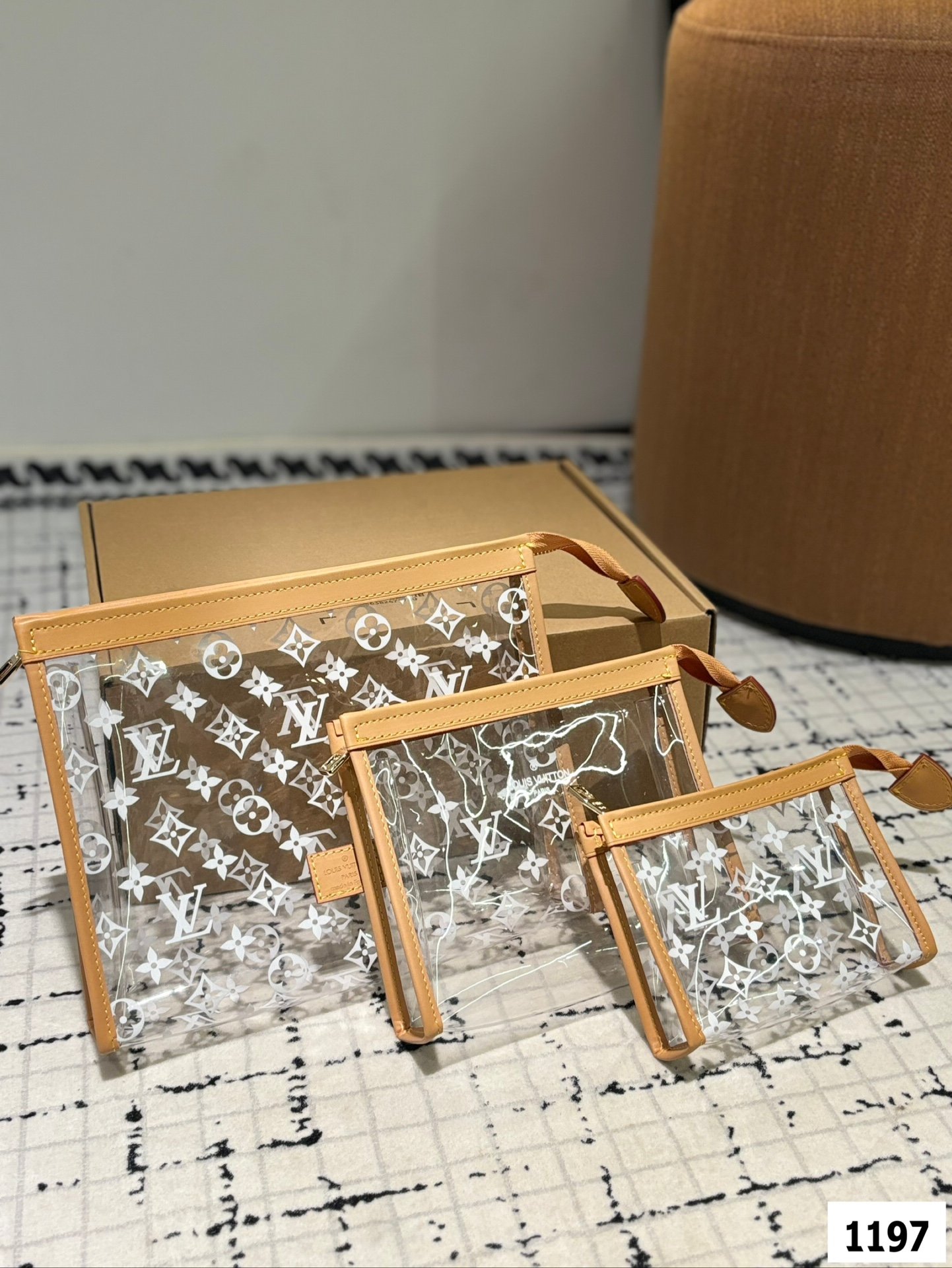 LV Pochette Kirigami Monogram Giant Reverse - Bag