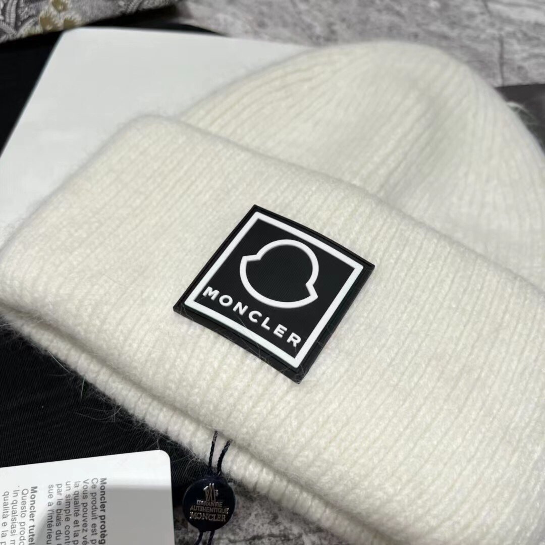 MCL Logo Beanie Wool - Hat - Image 5