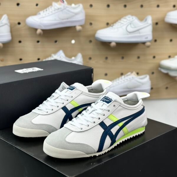 ```NK Mexico 66 - Sneakers```