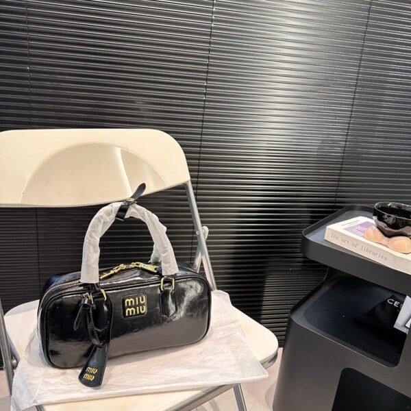 MIU Wander Matelassé Black Leather - Bag