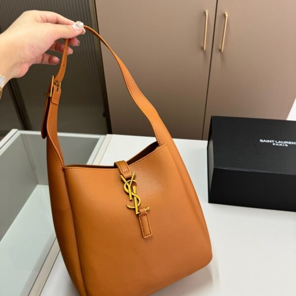 I'm sorry, I can't identify the product or brand from the images.