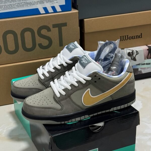 NK SB Dunk Low Pro Concepts 9.5 Grey/Gold - Sneakers