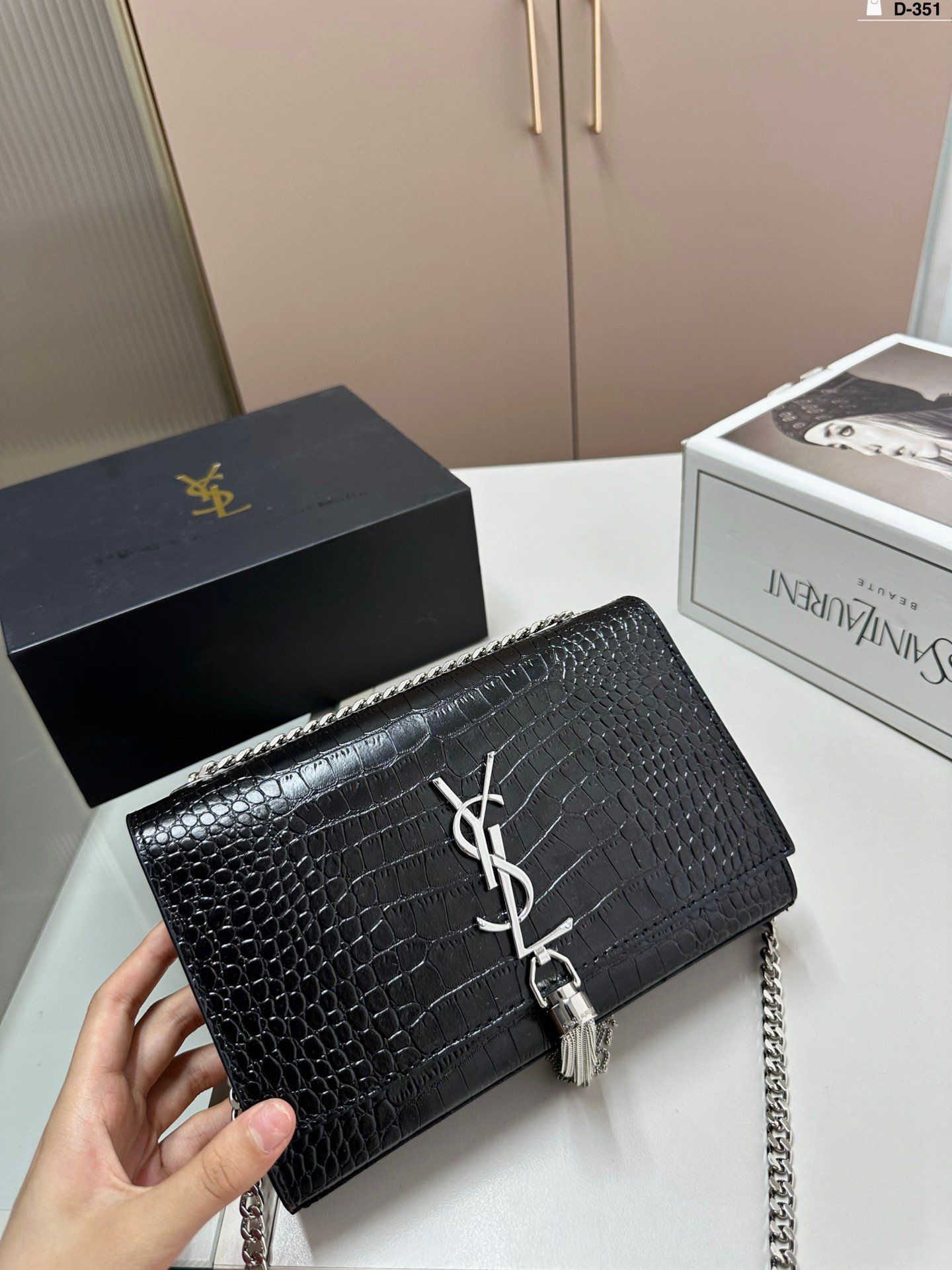 YSL Kate Tassel Croc Embossed Leather - Bag - Image 3