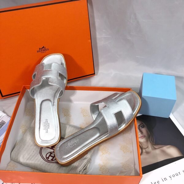 HM Oran Sandals - Slides