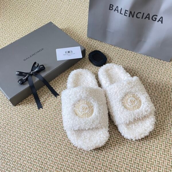 BAL Hotel Slippers - Slides
