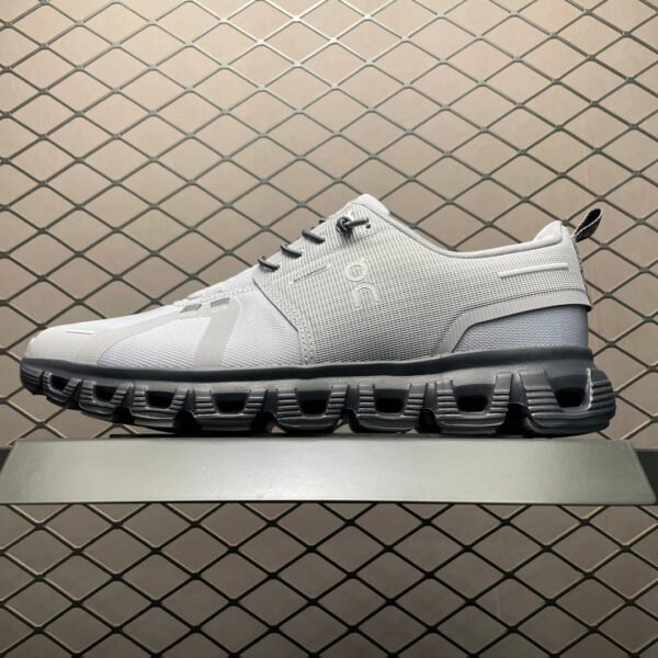 ON Cloud 5 - Sneakers