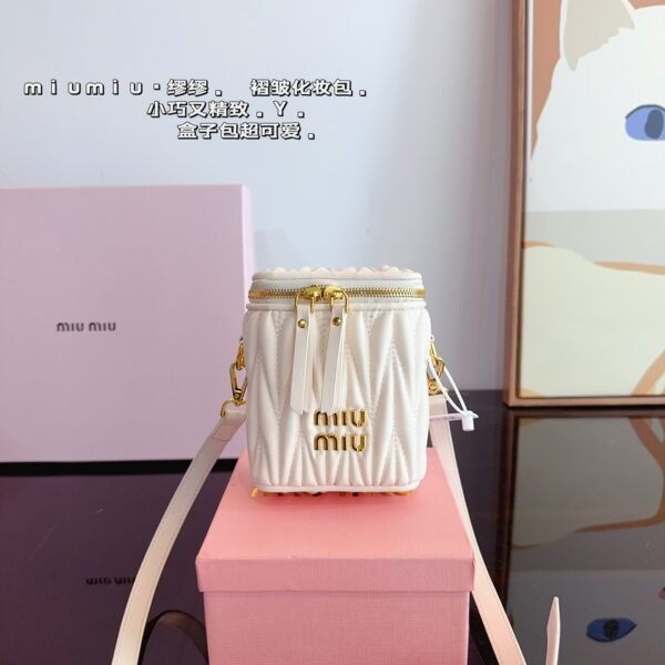 MIU Matelassé Mini Vanity Case White Leather - Bag