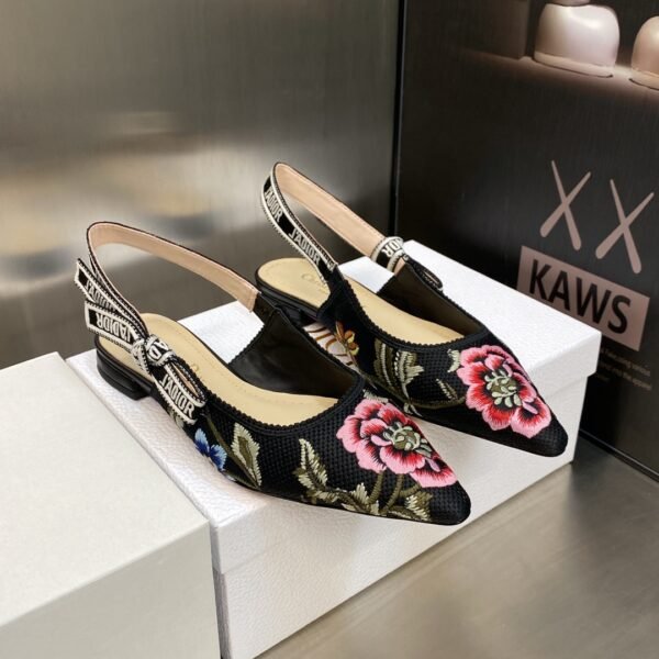 CD J'ACD Slingback Floral Embroidery - Shoes