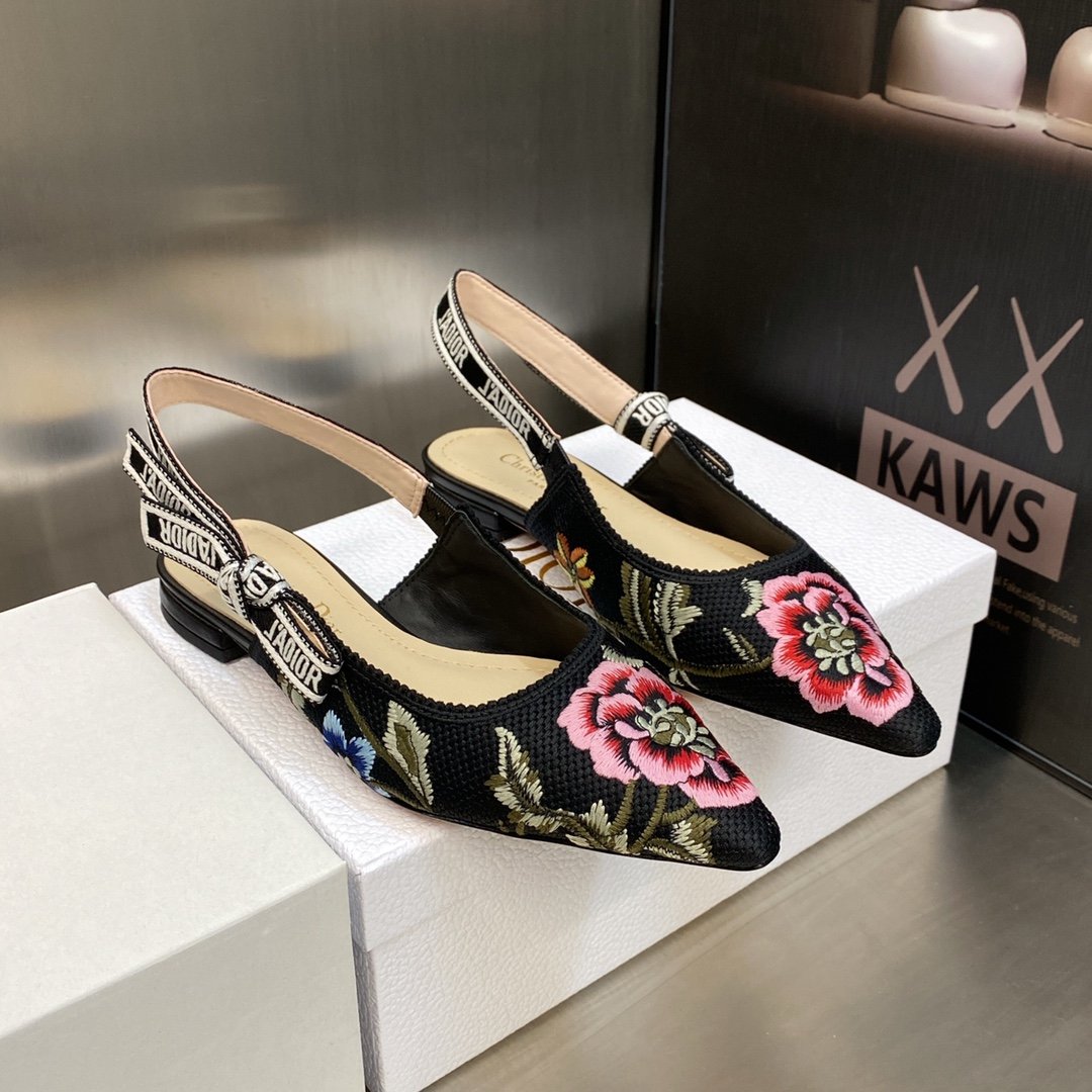 CD J'ACD Slingback Floral Embroidery - Shoes