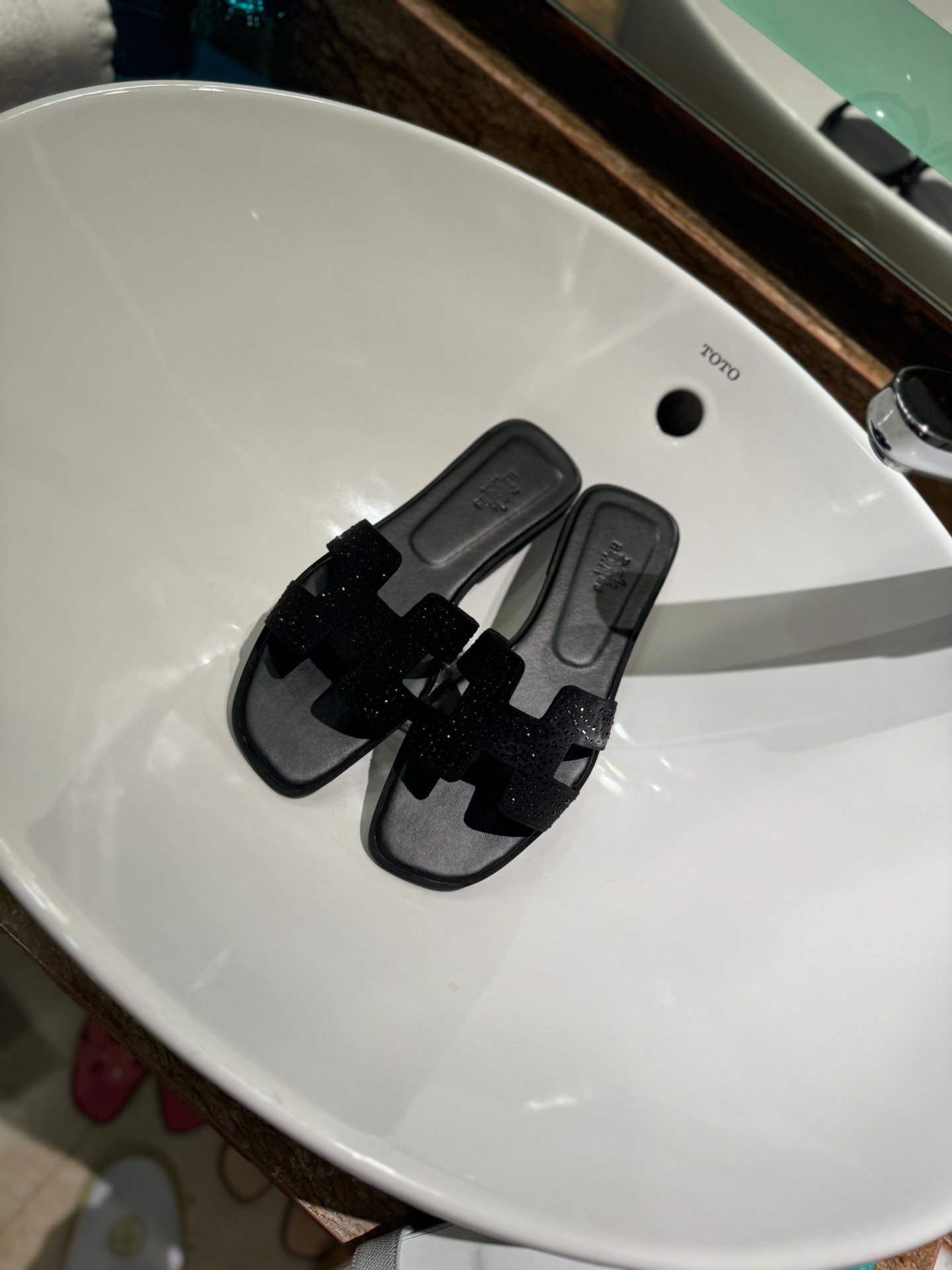 HM Oran Sandals Black Suede - Slides - Image 6