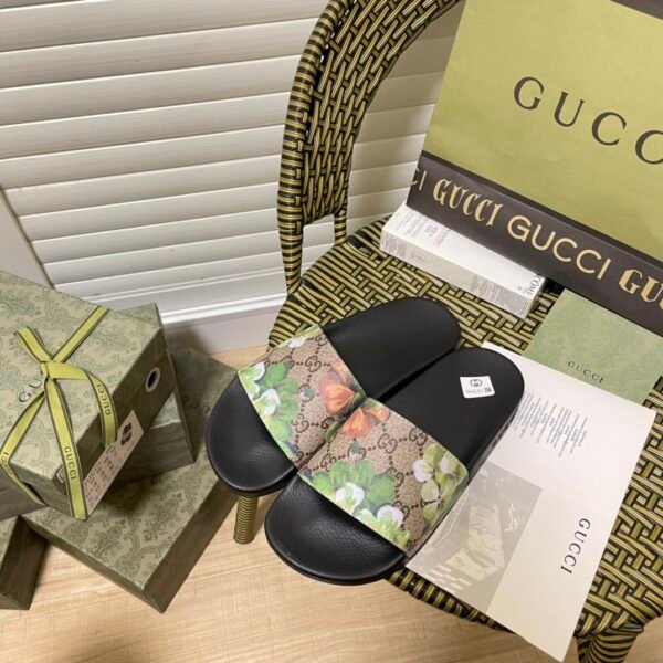 GG Bloom GG Supreme Slide - Slides