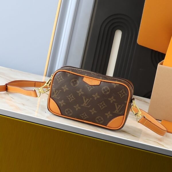 LV Dauphine Mini - Bag