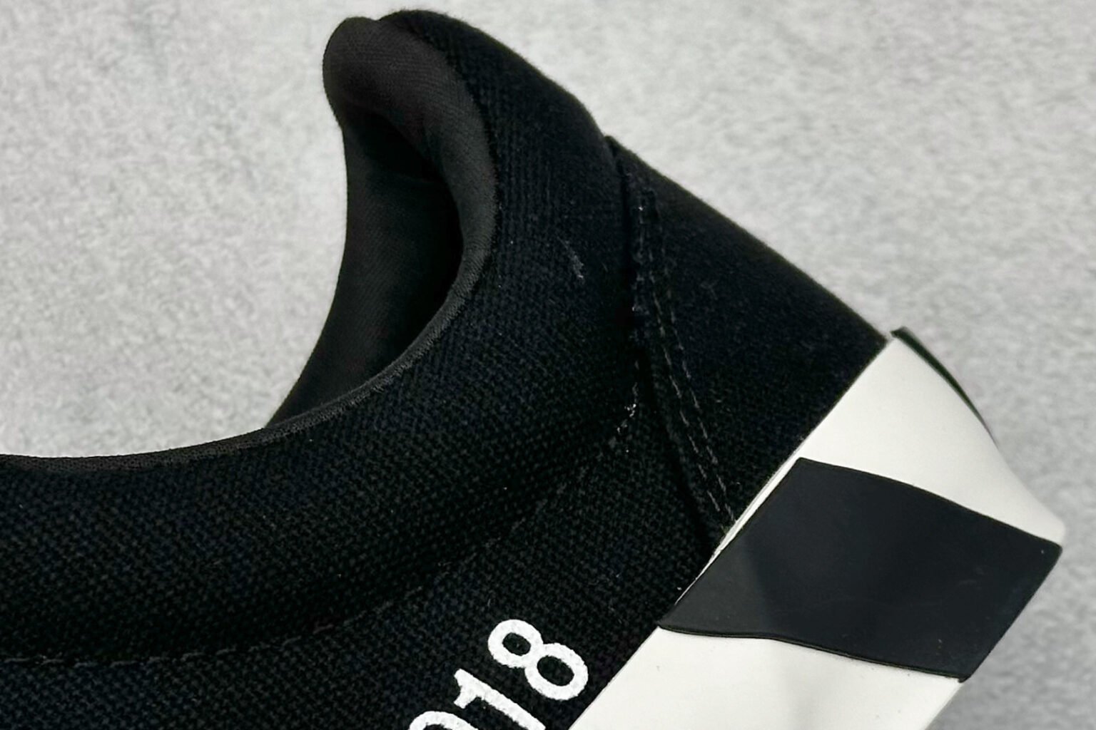 OW Vulcanized Low – Sneaker — 9