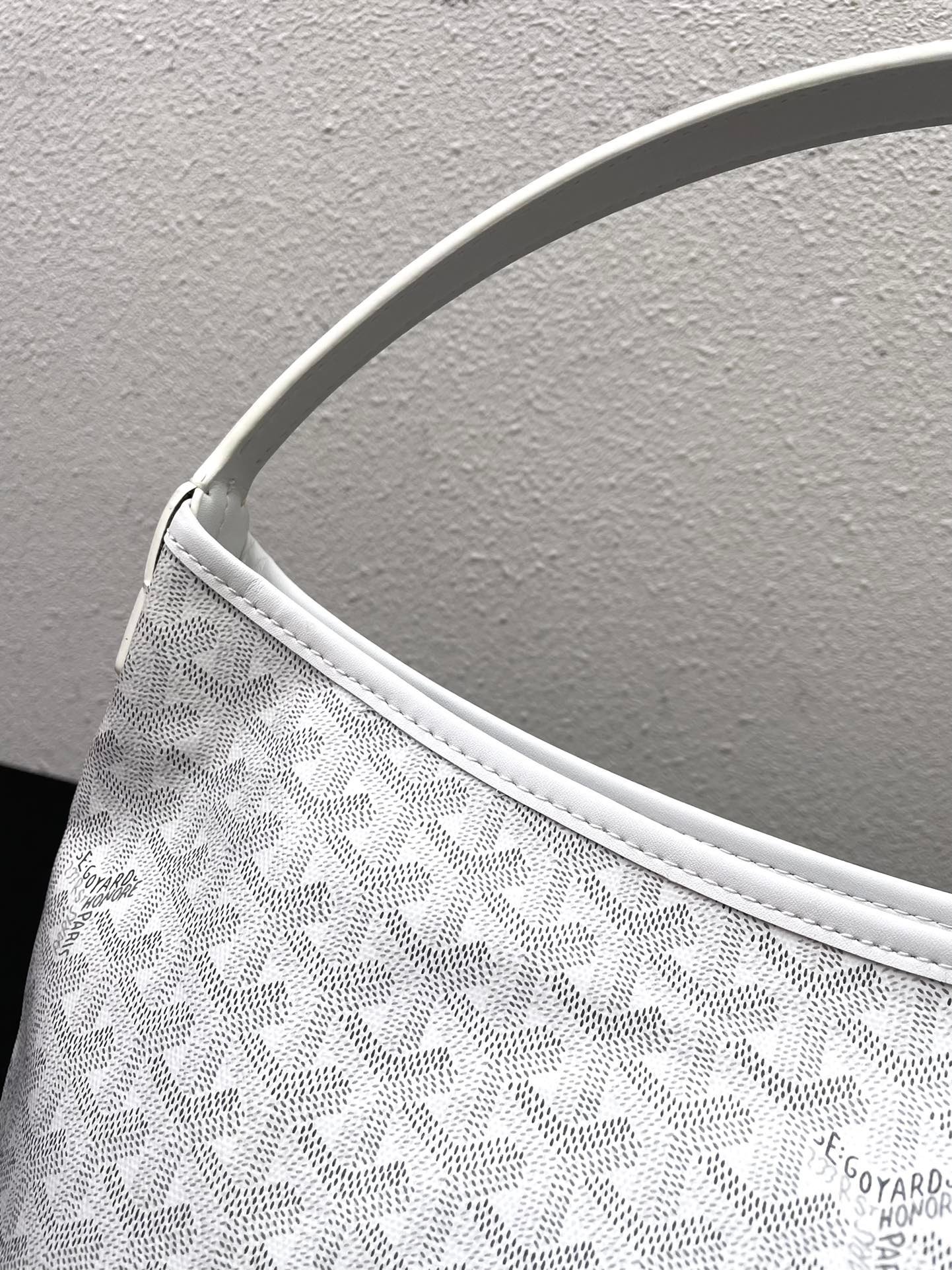 GYD Artois PM 42cm White GYDine Canvas - Bag - Image 6