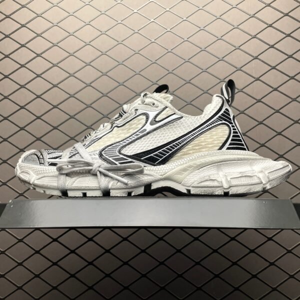 BAL Track 3 - Sneakers
