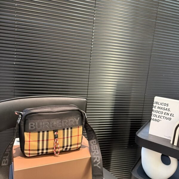 BBR Vintage Check Camera Bag Beige/Black - Bag