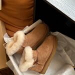 UGG Classic Mini Fluff Buckle – Boots